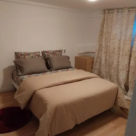 Zoe 3 D'hotes